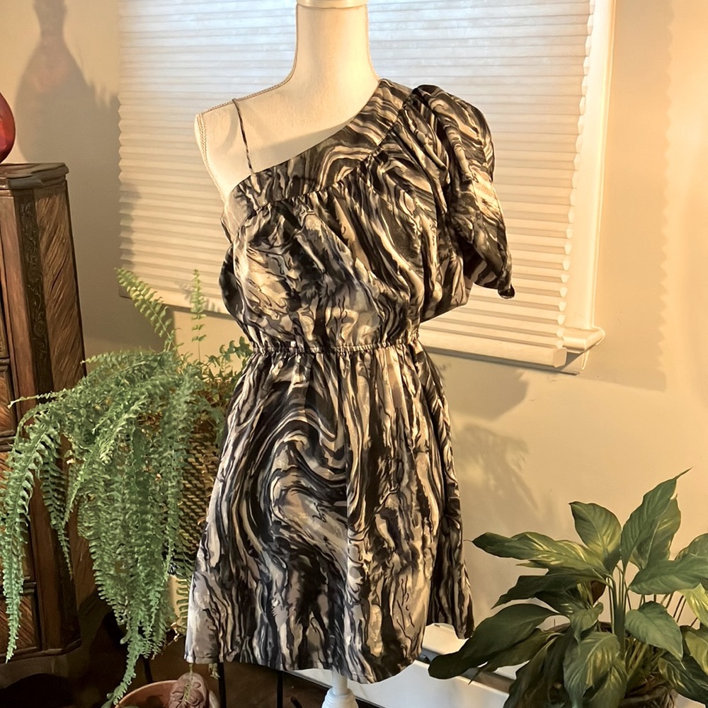 Dress by Angie size M